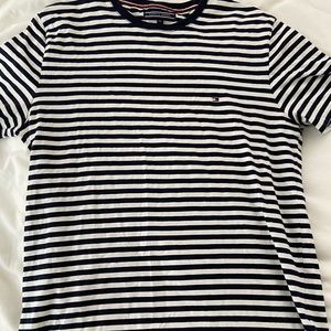 Tommy Hilfiger T shirt